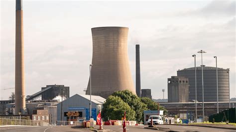 Scunthorpe: British Steel denies early closure of furnaces .